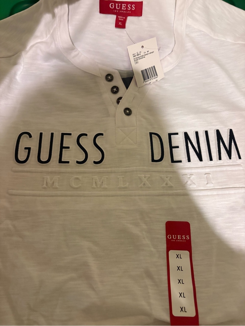 GUESS White Short sleeve - Picture 4 of 6